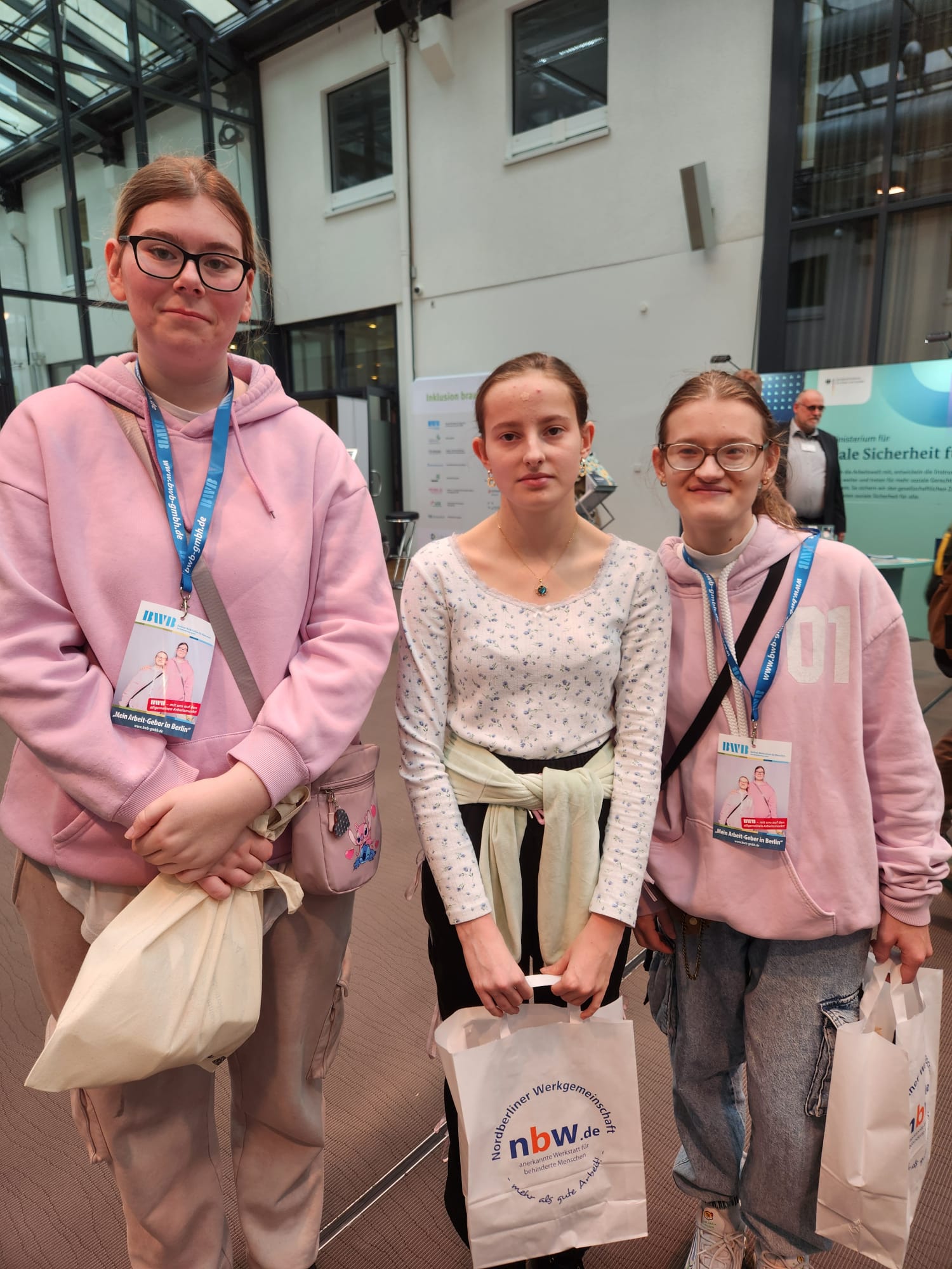 6efe6f8d-54c6-48a9-9d1a-a45dca69184d